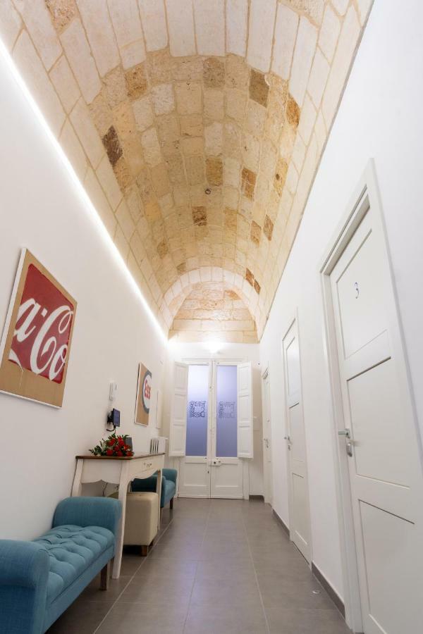 Le Stanze Del Duomo Bed & Breakfast Лече Екстериор снимка