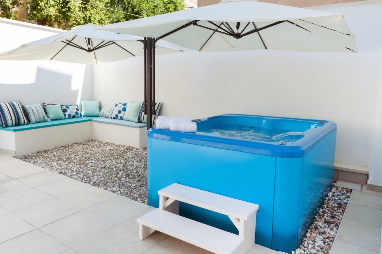 Le Stanze Del Duomo Bed & Breakfast Лече Екстериор снимка